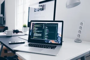 Agile maatwerk applicatieontwikkeling: flexibiliteit, snelheid & praktijkvoorbeelden