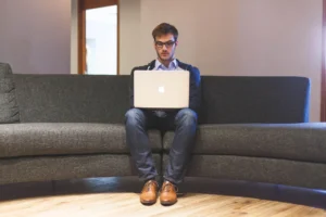 Freelance Laravel programmeur inhuren 2024: voorkom deze dure fouten